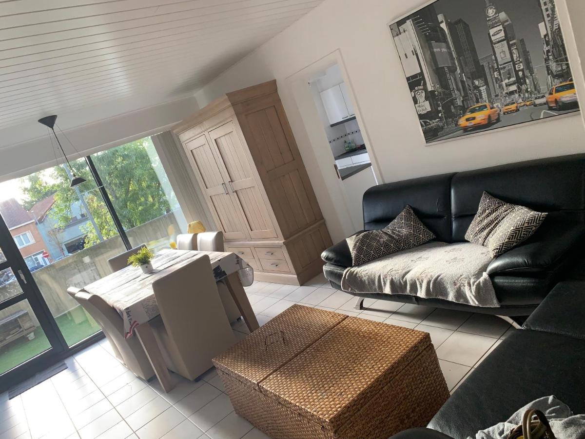 Okapi Apartment ฮาลเลอ ภายนอก รูปภาพ