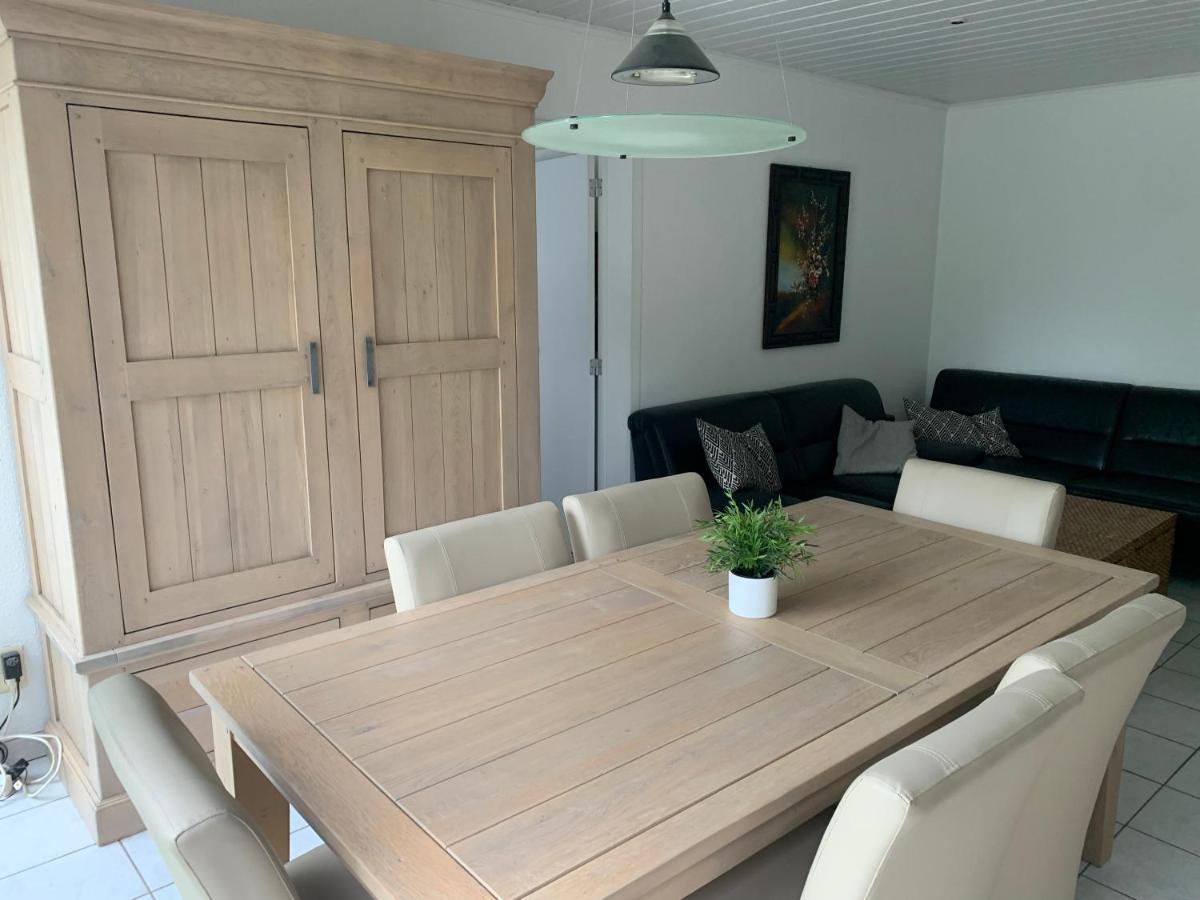Okapi Apartment ฮาลเลอ ภายนอก รูปภาพ