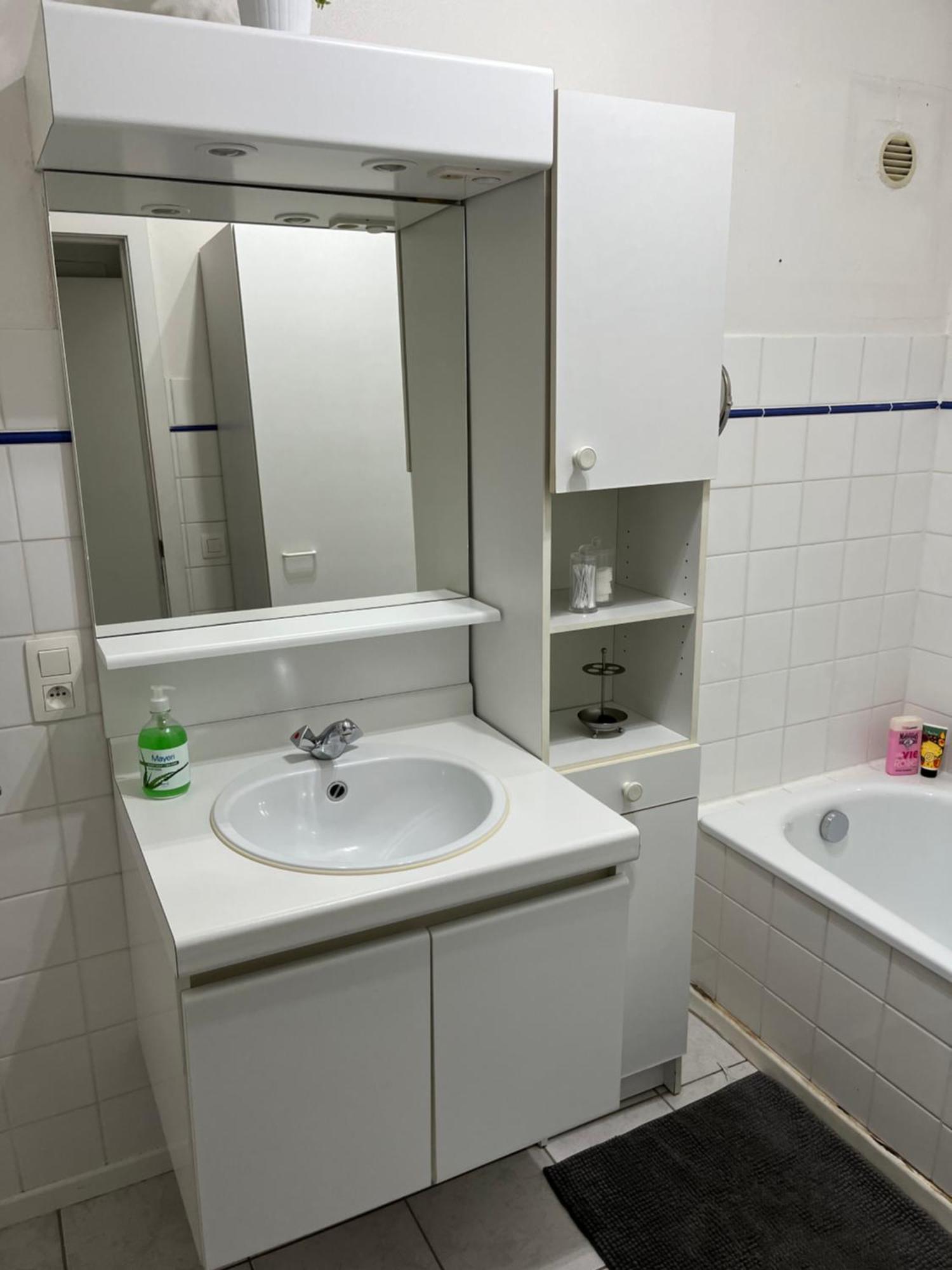 Okapi Apartment ฮาลเลอ ภายนอก รูปภาพ